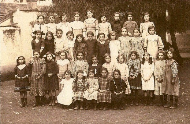 birtouta-ecole_de_filles_de_birtouta_en_1890.jpg