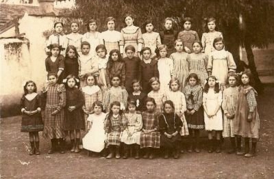 normal_birtouta-ecole_de_filles_de_birtouta_en_1890.jpg