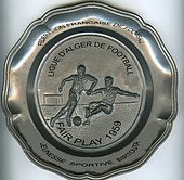 normal_JSB-FAIRPLAY-59-Lucien_Bourgue_avait_conÃ§u_cette_assiette.jpg